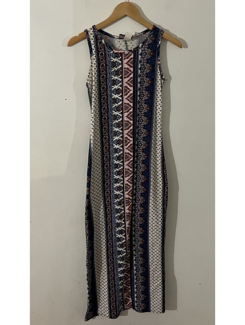Discreet Boho Striped Multi Print Sleeveless Maxi Bodycon Dress Women’s Small